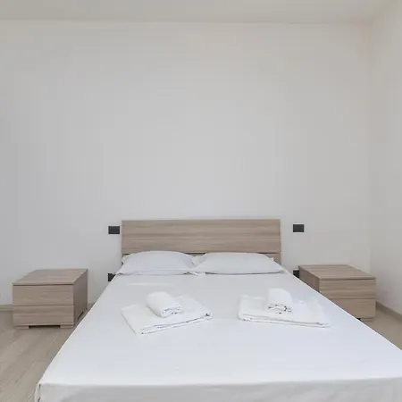 I Host Apartment - Asiago 4 Milan Exterior photo